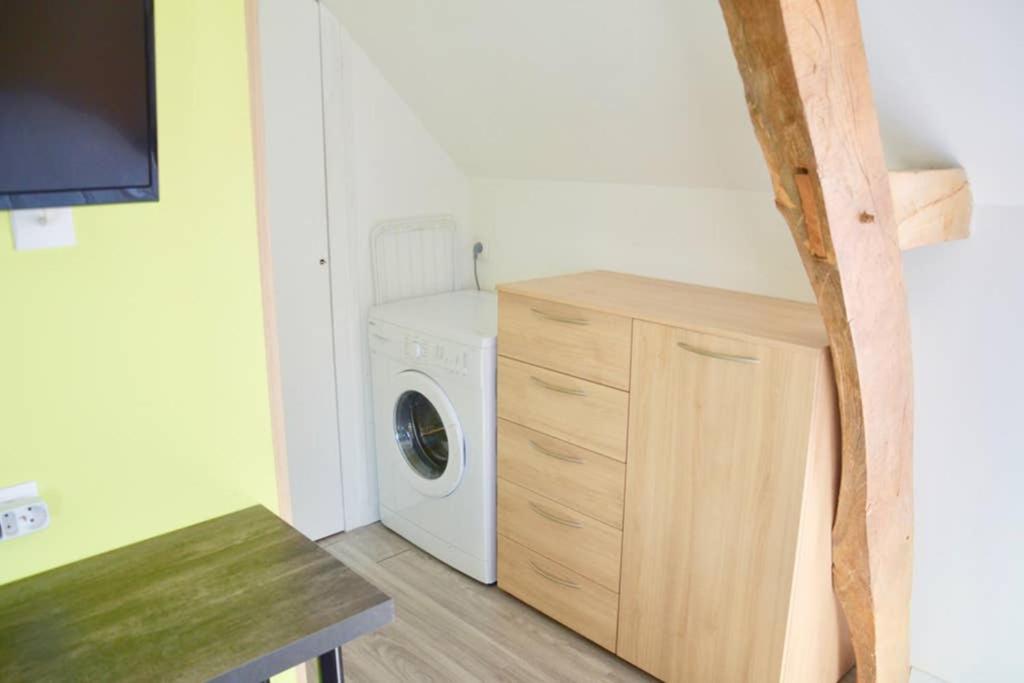 La Petite Maison Appartement 2 Avoine Buitenkant foto