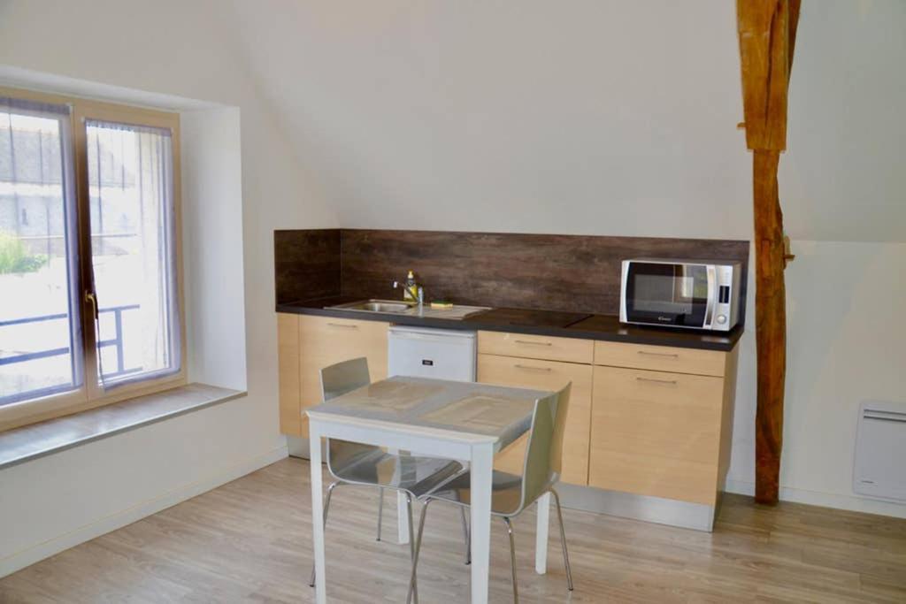 La Petite Maison Appartement 2 Avoine Buitenkant foto