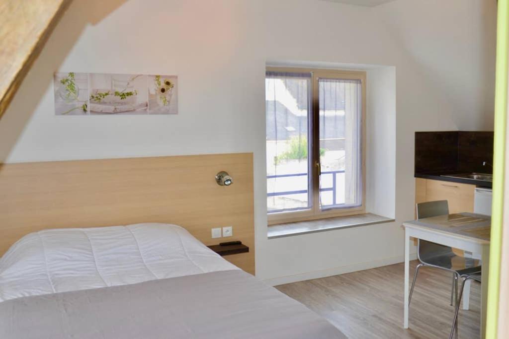 La Petite Maison Appartement 2 Avoine Buitenkant foto